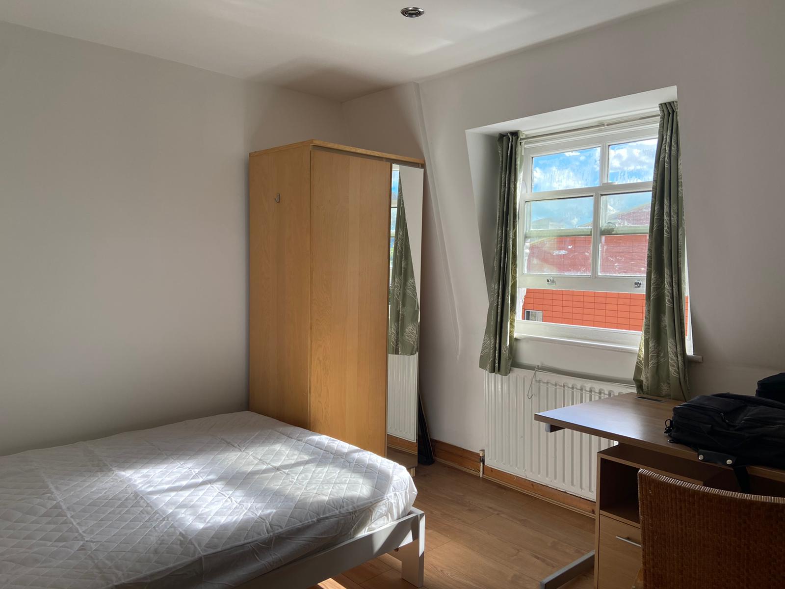 Brilliant Location and a wonderfully quiet flat